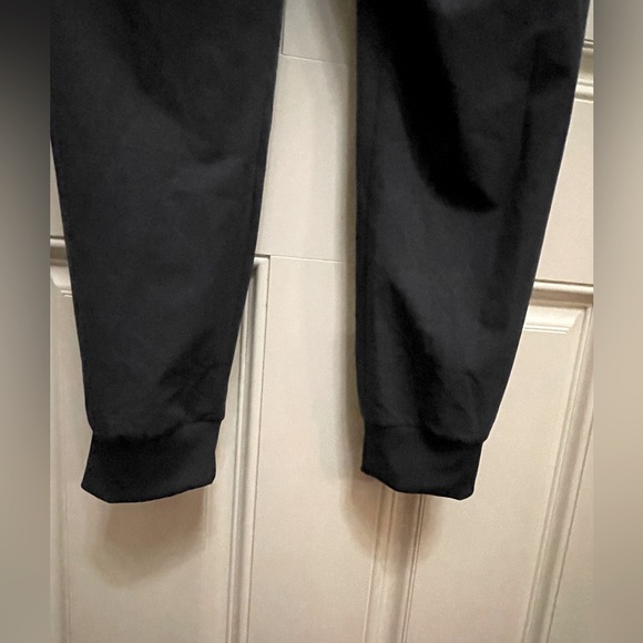 ❤️ 2 /$30 ❤️Apana Medium Black track pants with two Side Pockets Elast. cuffs - Picture 5 of 10